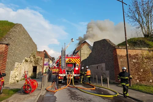 L'école Ste Thérèse incendiée, la maison de retraite St Joseph...