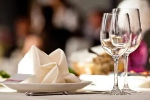 Emploi - Restaurateurs cherchent profils qualifiés, avant la...