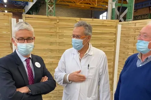 L'Entretien - Nouvel Hôpital, Covid-19, Internat : le Directeur de...