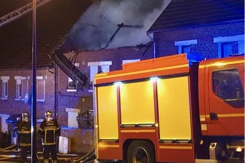 Deux habitations détruites par un incendie suspect dans la nuit de...