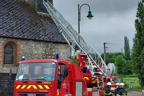 Orages - 27 interventions du SDIS 59, la foudre à Limont-Fontaine