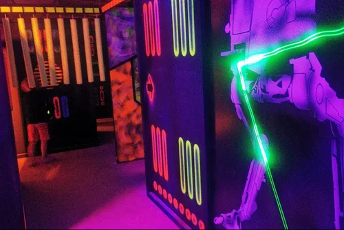 L’ouverture de la base de loisirs et du Laser Game des étangs des...