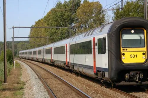 Le maintien des liaisons ferroviaires entre Paris, la...