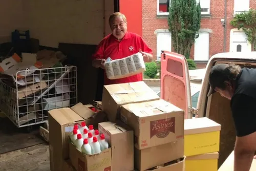 Un appel aux dons lancé par les Pascrécelles à Fourmies suite aux...