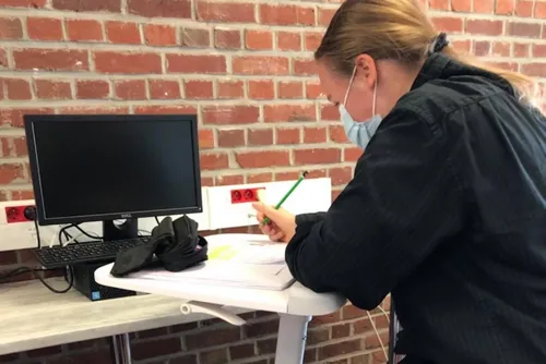 Des bureaux-vélos au Lycée des Trois Chênes à Le Quesnoy