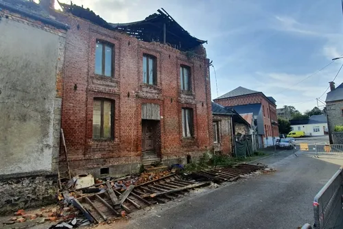 Un risque d’effondrement d’une maison à Glageon : 4 personnes mises...