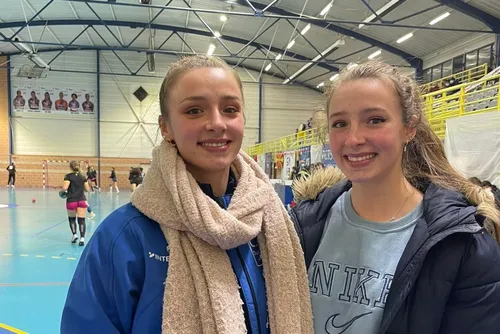 Fourmies : gros plan sur les jumelles Léa et Chloé Galet, des...