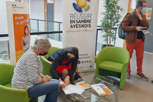 Maubeuge - Signature  d’un premier contrat d’engagement jeune