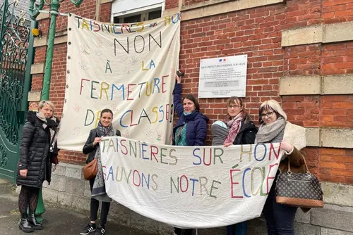 Nouvelle manifestation contre les fermetures de classes