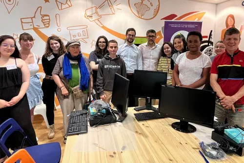 Plusieurs dispositifs pour contrer la fracture numérique dans le...