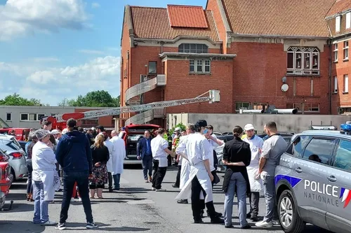Aulnoye-Aymeries : la chambre froide en feu au Lycée Jeanne d'Arc,...