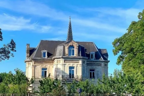 Le château Lixon de Louvroil, la saga de l’été