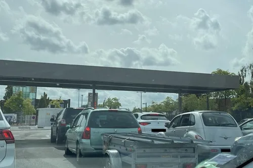 Pénurie de carburant : la galère pour Aurélie, infirmière à domicile