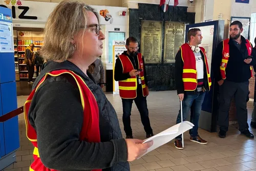 Aulnoye-Aymeries - Les cheminots réclament "une hausse générale des...