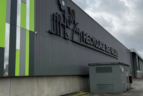 Dossier Flamme : aucun élu agressé selon les syndicats et une...