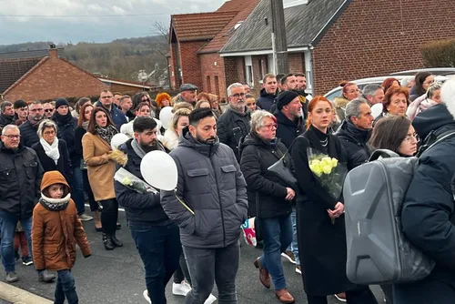 Marpent - Une marche blanche poignante réunie 750 personnes pour...