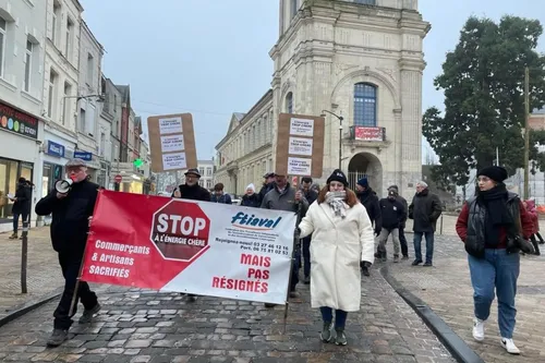 "On n'a plus de trésorerie" - Commerçants et Artisans dans la rue