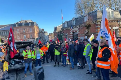 Près de 500 manifestants mobilisés à Avesnes-sur-Helpe ce matin