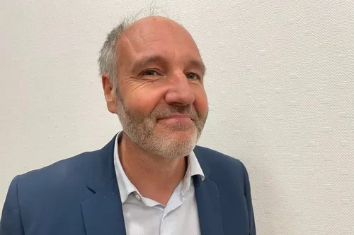 Nicolas Dosen intente une action en diffamation publique après...