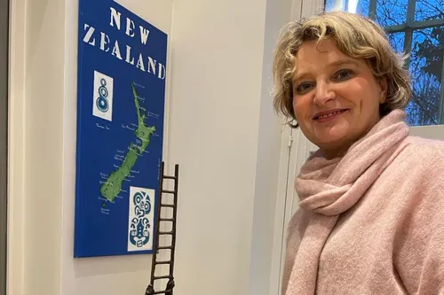 Anzac Day - Un objet emblématique de la libération de Le Quesnoy en...