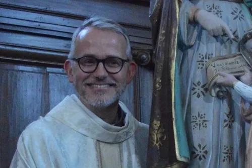 Avesnelles : l’abbé Benjamin Seillier percuté par un train de...