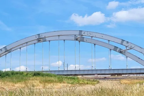 Avesnelles : le ripage du pont rail le 13 août et la mise à 2x2...