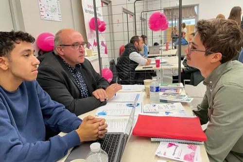 Premier Stage Dating au lycée professionnel E.Thomas de Le Quesnoy,...