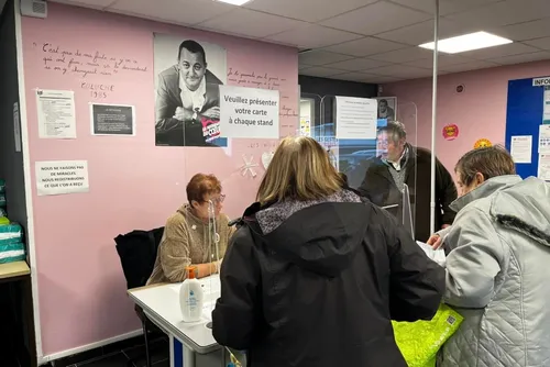 Début des distributions dans les centres des Restos du Cœur du...