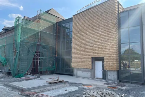 Un réseau de chaleur à bois déchiqueté sur l'ancien site abbatial...