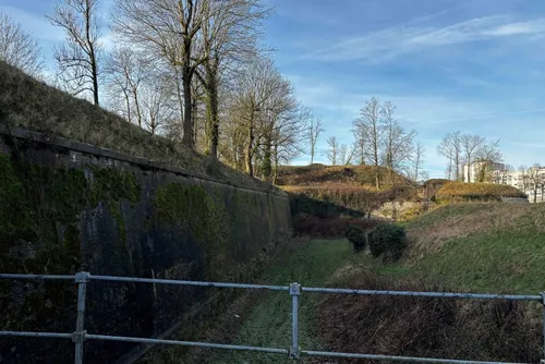 Des travaux de ravalement de la façade des remparts prévus dans les...