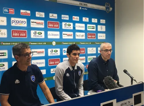 Présentation de la 5e recrue de l'Estac : François Bellugou.