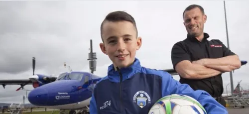 Chaque semaine il parcourt 1000 km pour...