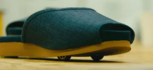 Une marque auto invente les premiers chaussons autonome