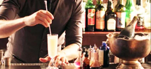 Poste de Barman/Barmaid