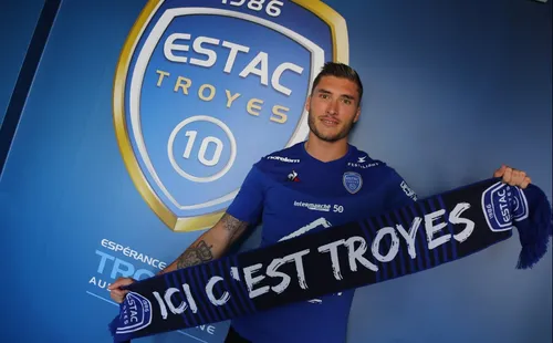 Gauthier Gallon s'engage à l'Estac