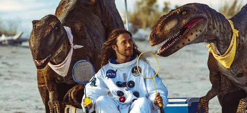 Julien Doré dévoile le clip de "Nous" et nous en parle en vidéo