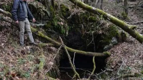 Qu'y a-t-il au fond du "Trou de la Choune" ?