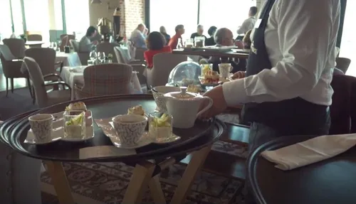 La restauration recrute à tour de bras