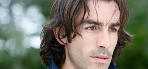 2 matchs de suspension pour Robert Pirès