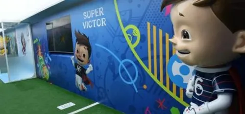 Le train de l'Euro en gare de Reims