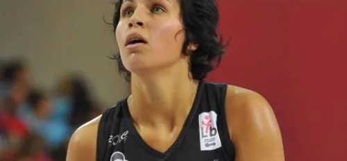 Amel Bouderra quitte l'équipe de France