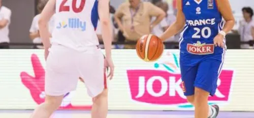 Amel et les Bleues en quarts