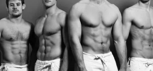 Nus pour la bonne cause