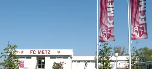 Denis Schaeffer (FC Metz) présente les travaux du centre technique...