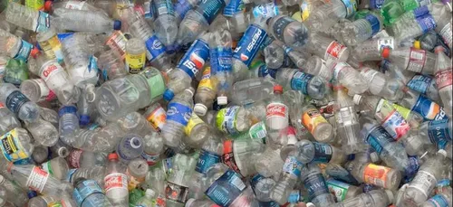 Grande collecte de bouteilles en plastique à Nancy