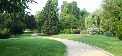 Canicule : deux parcs de Nancy ouverts jusqu'à minuit