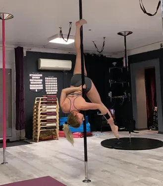 La pole danse,  le nouveau sport à la mode