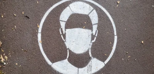 Le masque va être obligatoire aux abords des établissements...