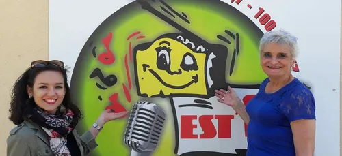 CINDY BRAND SUR EST FM LES PHOTOS