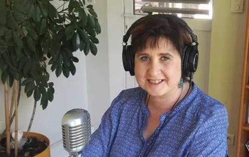 10 MAI 2017 Anne Lise DOMANGE sur EST FM LES PHOTOS